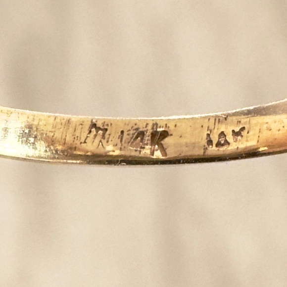 14K Large Swiss Blue Topaz 5 Carat Trillion vintage style solid yellow gold ring - Picture 12 of 13